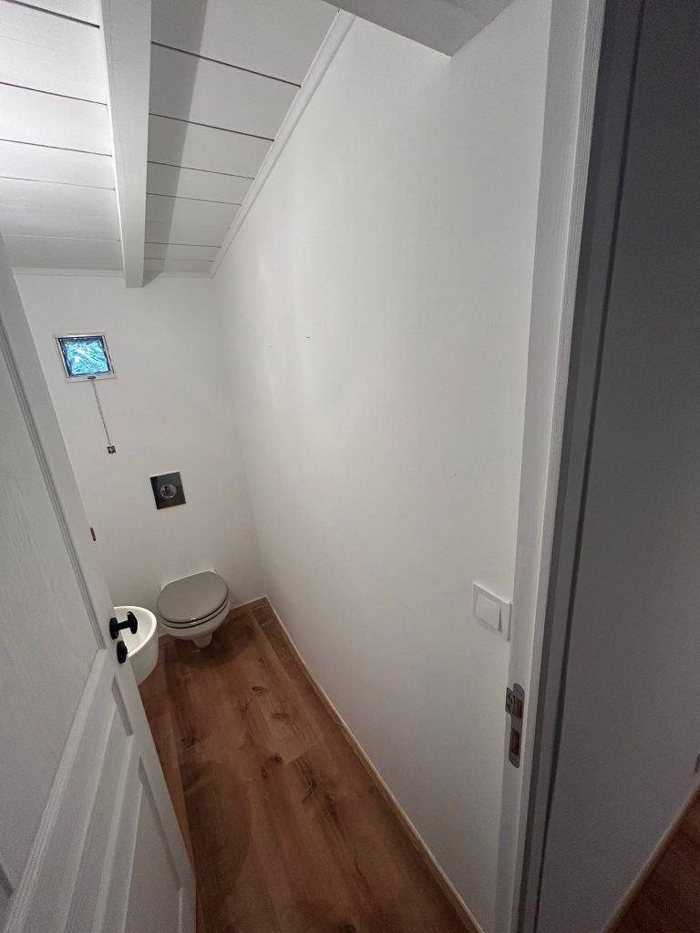 f850a76a fcd4 405c 8156 b89b38f94637